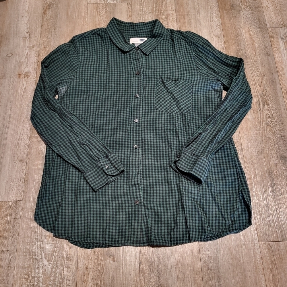 Old Navy Classic Fit Long Sleeved Gingham Button Up Shirt Women's Size Large